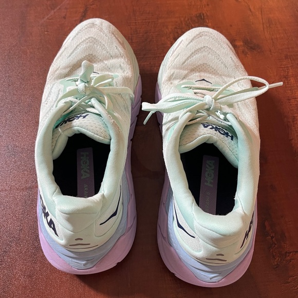 HOKA ONE ONE ARAHI 6 Sunlit Ocean / Lilac Mist - Picture 2 of 8